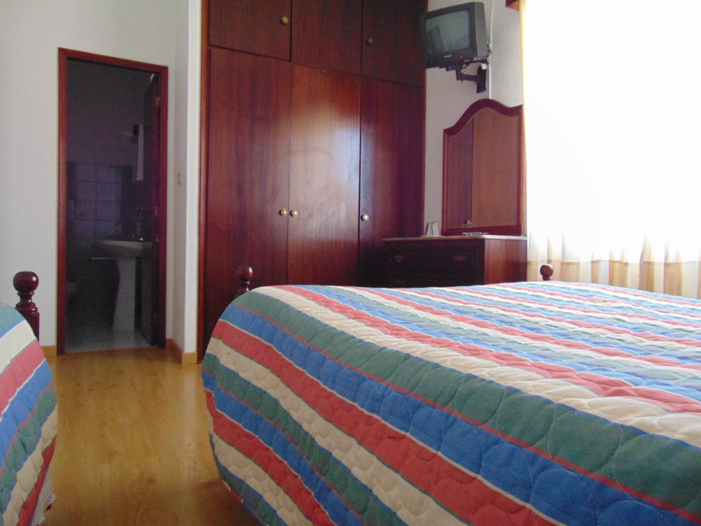 ホテル Residencia Beira Baixa モンフォルティーニョ エクステリア 写真